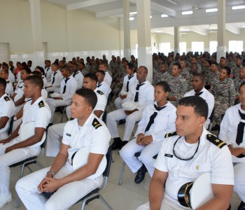 CHARLA TITULADA “LA ARMADA DE REPÚBLICA DOMINICANA EN LA INDEPENDENCIA”, IMPARTIDA EN EL CLUB DE LA BASE NAVAL “LAS CALDERAS”, A CARGO DEL C.N. ELIO MANUEL CRUZ CAMACHO, ARD