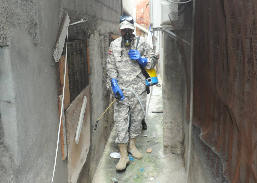 ARMADA CONTINÚA ARDUA JORNADA CONTRA ZIKA SANTO DOMINGO ESTE