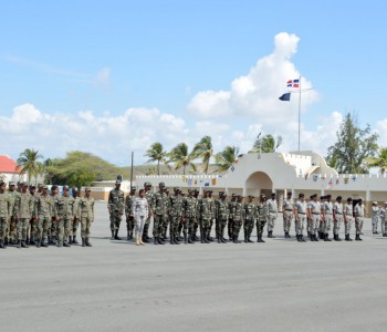 ARMADA REALIZA CLAUSURA EJERCICIOS "DUNAS-2016"