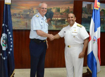 VISITA ESPECIAL DEL ALMIRANTE SCOTT BUSCHMAN, USCG., COMANDANTE DEL DISTRITO 7 DEL SERVICIO DE GUARDACOSTAS DE LOS ESTADOS UNIDOS