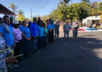 La Armada de República Dominicana, junto al Ministerio de Salud Pública y la Alcaldía de Baní, provincia Peravia, realizan jornada de fumigación